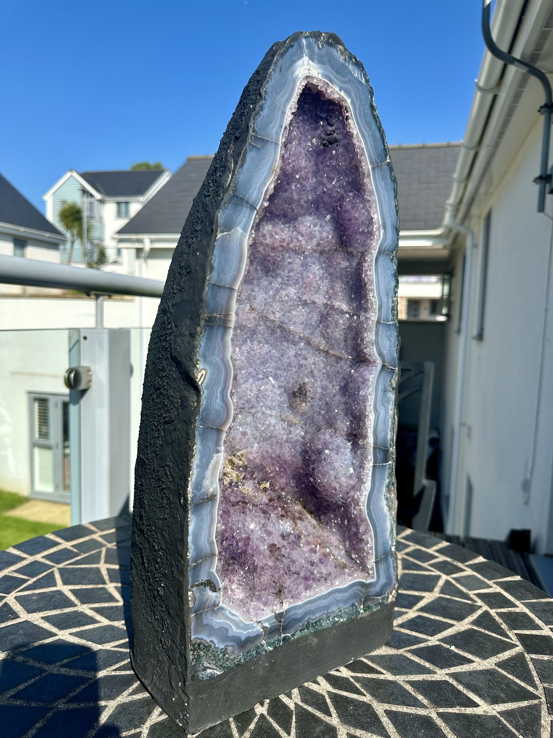 Won Stunning 24.7KG Agate/Amethyst Cathedral