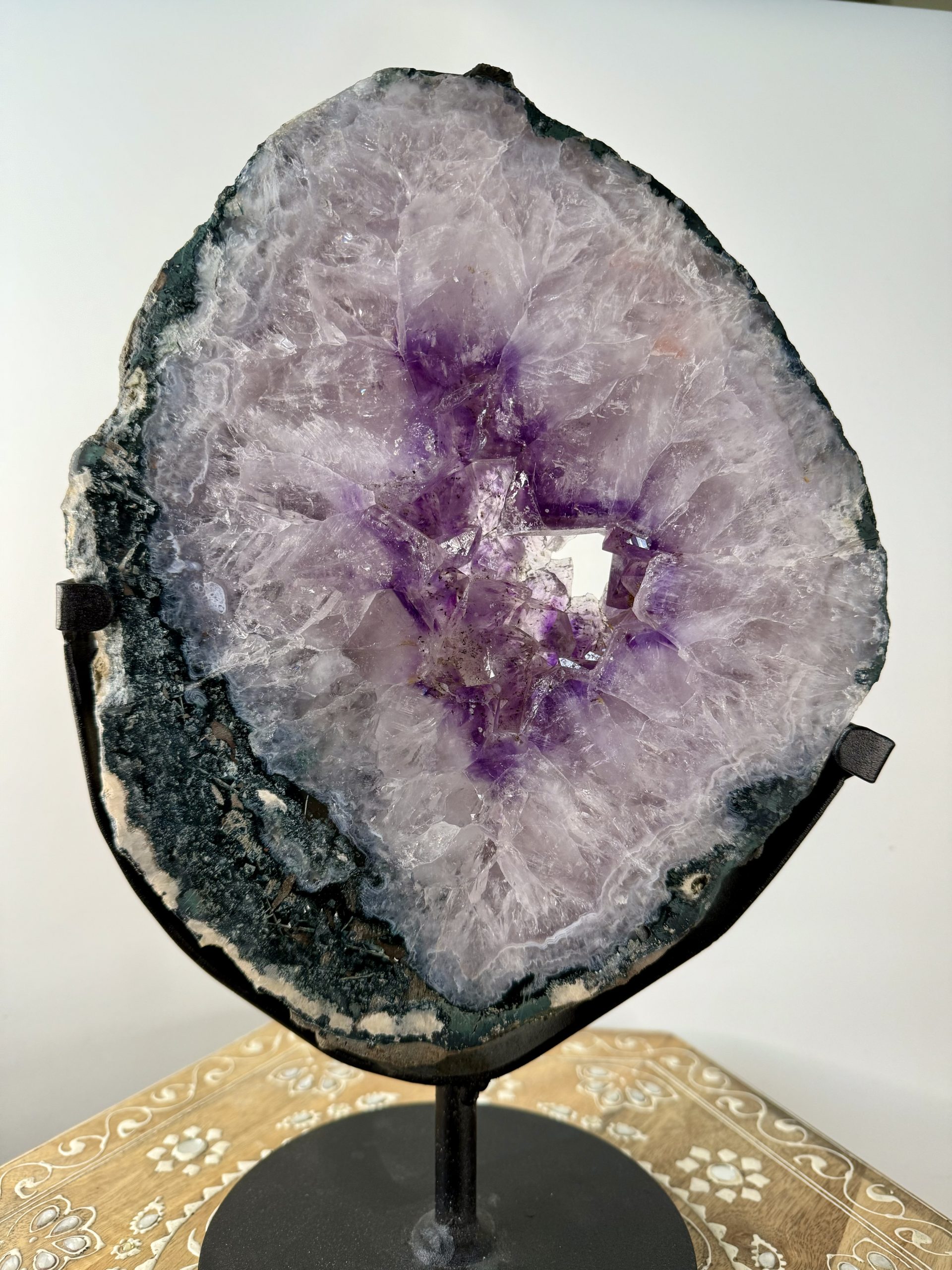 Won Amethyst Portal on Stand